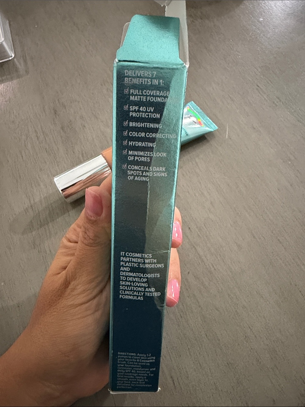 It Cosmetics Your Skin But Better CC+ Oil Free Matte Foundation RICH HONEY - Picture 4 of 9